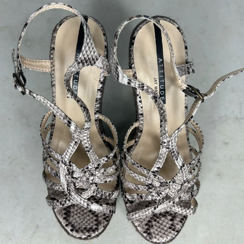 Attitude by Jay Manuel Espadrilles Sandals - Picture 4 of 9
